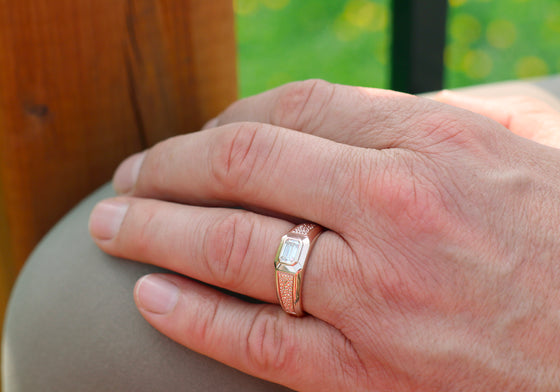 The sandy signet ring