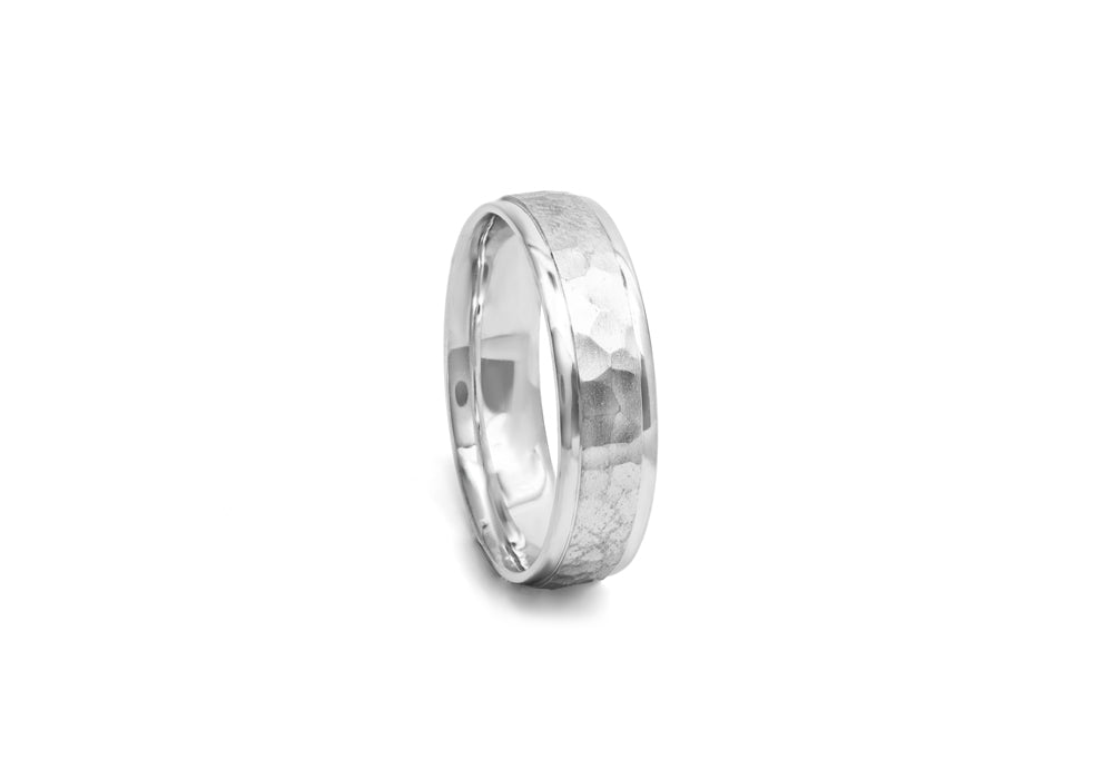 bague homme or blanc texture organique comme un gant côté