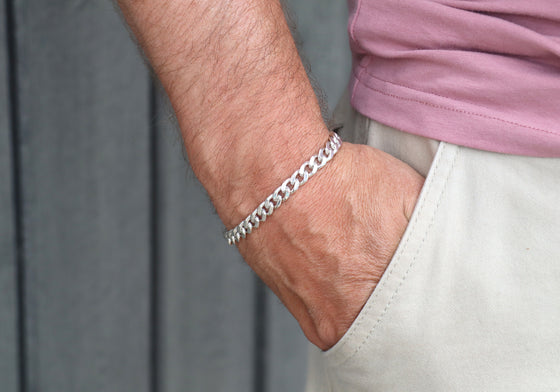 Curb bracelet 