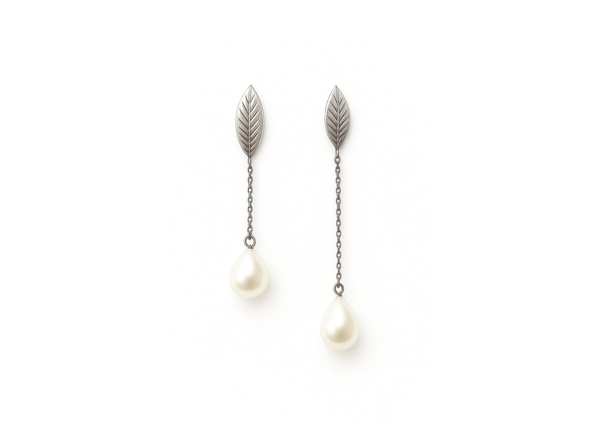 Leaf and pearl earrings