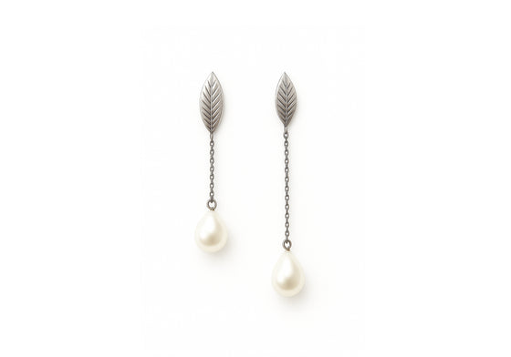 Leaf and pearl earrings