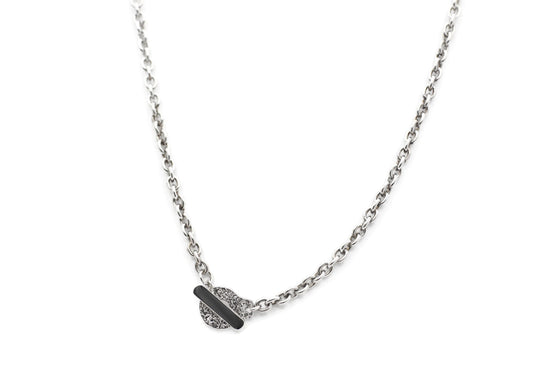 Unisex sterling silver chain with textured clasp