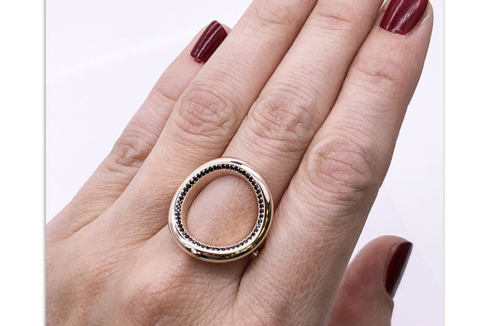 bague 56 spinelles main bon karma