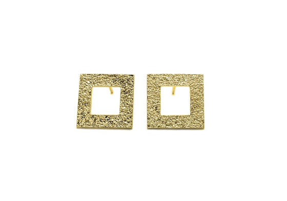 The corner crossing