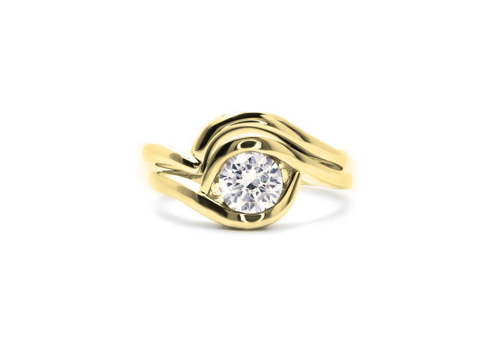 duo bagues moissanite or jaune premier coup d oeil